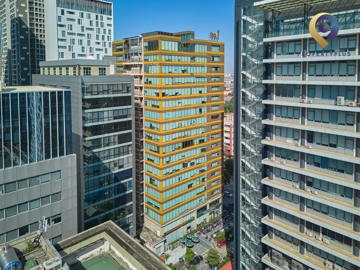 Toàn cảnh tòa nhà TTC Tower nhìn từ trên cao tại Cầu Giấy, Hà Nội